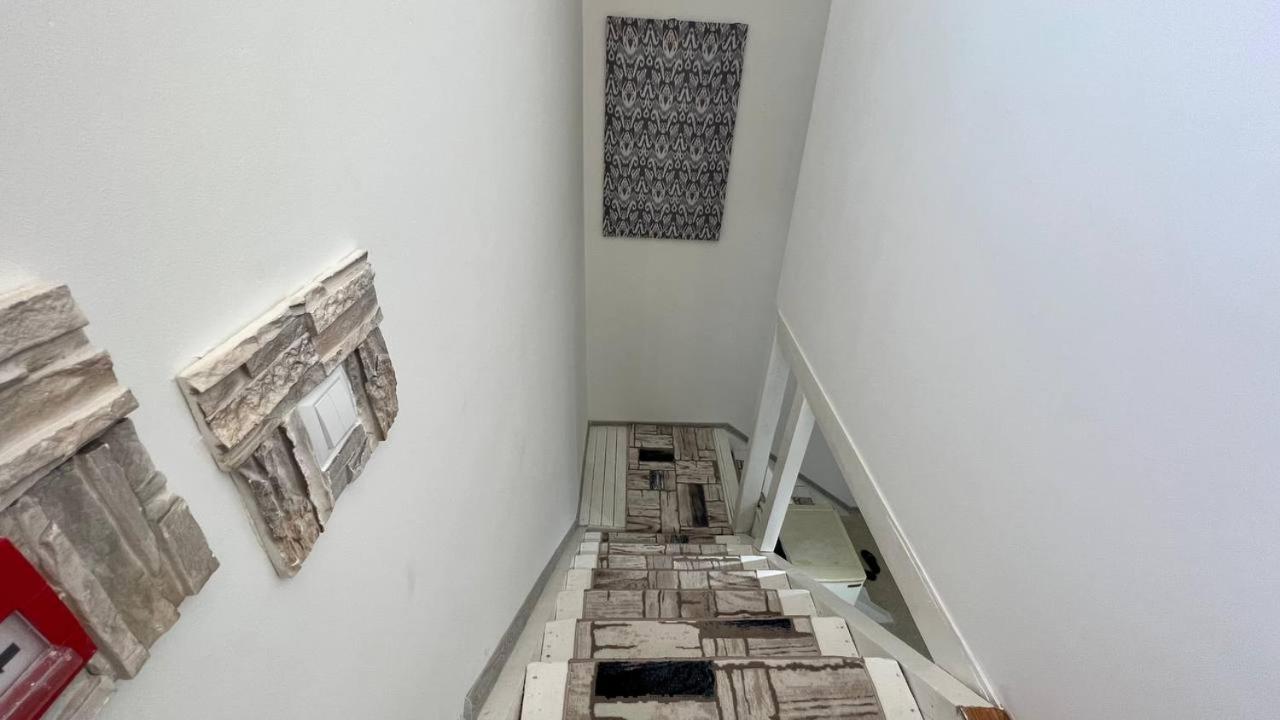 Hostel L&K Tashkent Ngoại thất bức ảnh