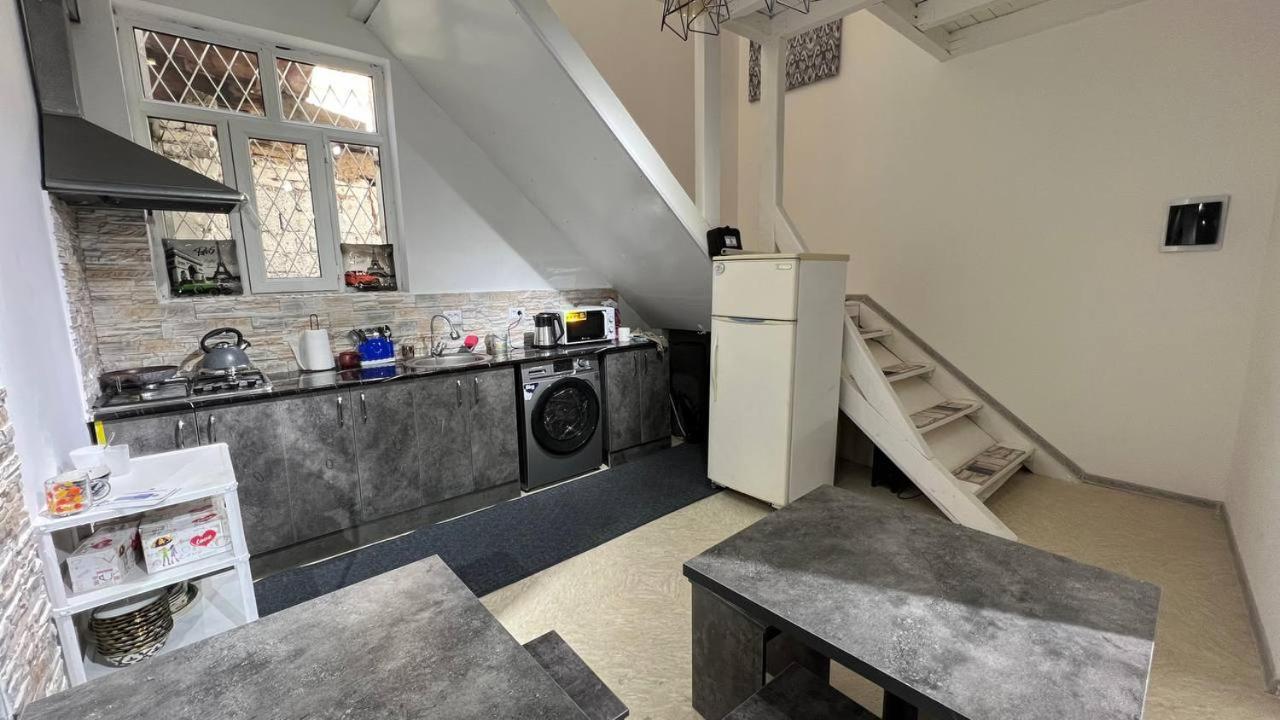 Hostel L&K Tashkent Ngoại thất bức ảnh